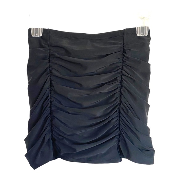 Raisins Curve Black Ruched High Waist Swim Skirt  Women’s Plus Size 2x - Picture 3 of 8